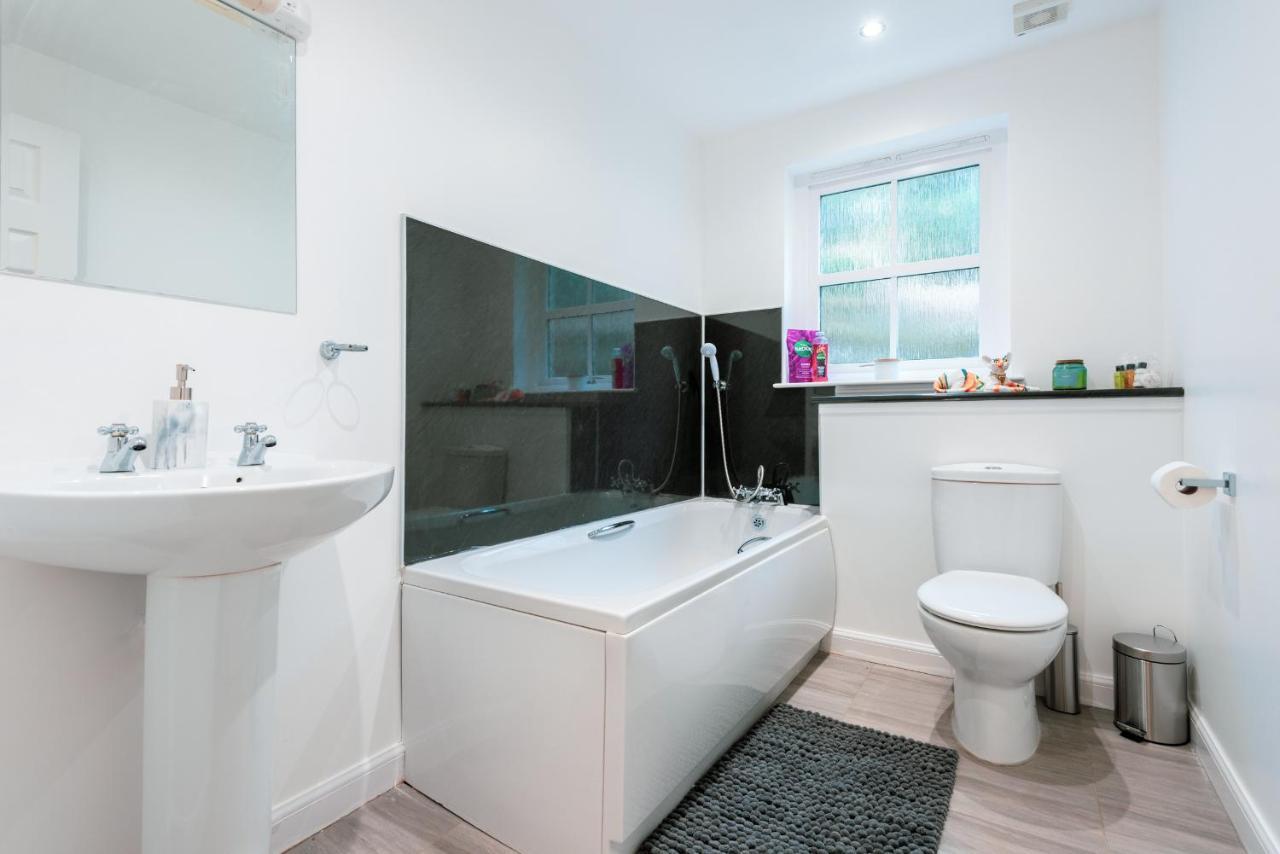 Blairgowrie and Rattray Pink Spa Nest מראה חיצוני תמונה