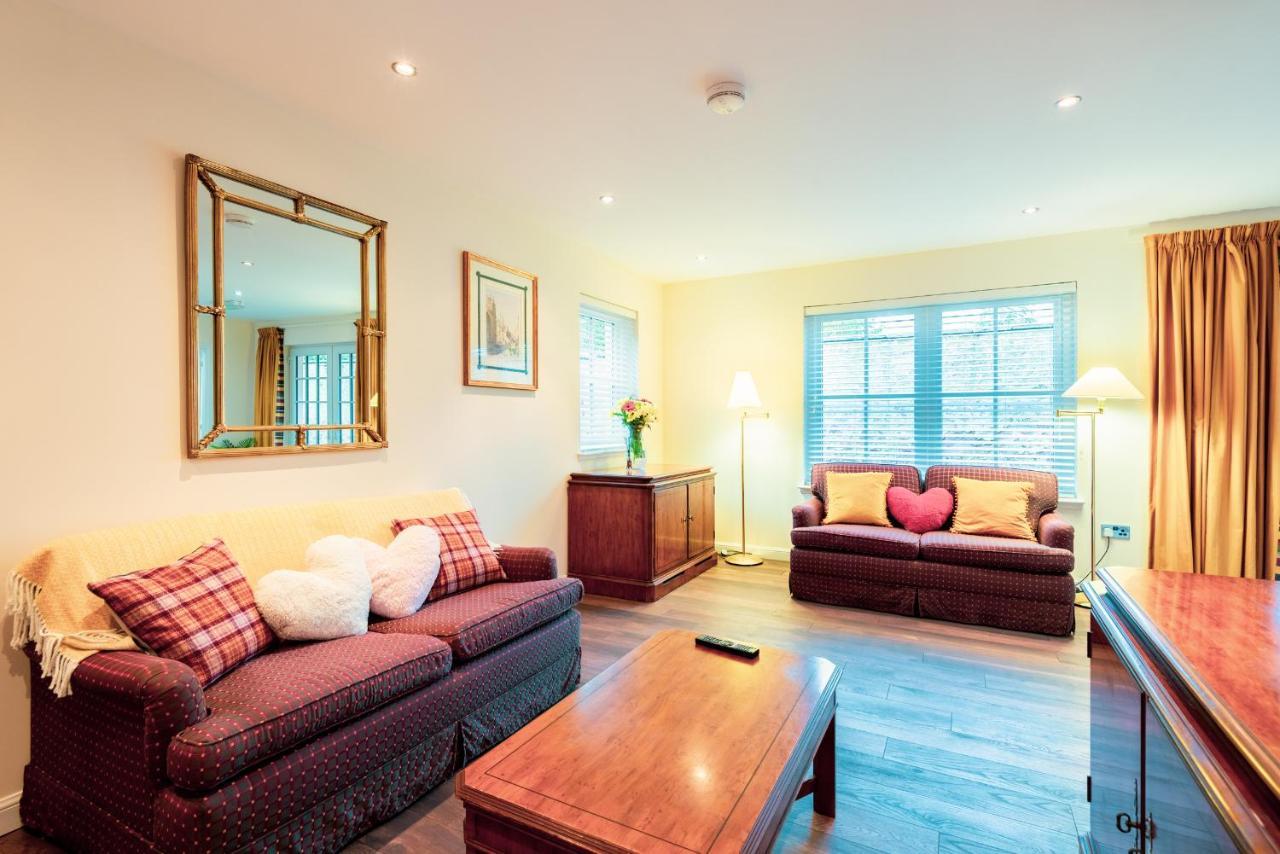 Blairgowrie and Rattray Pink Spa Nest מראה חיצוני תמונה